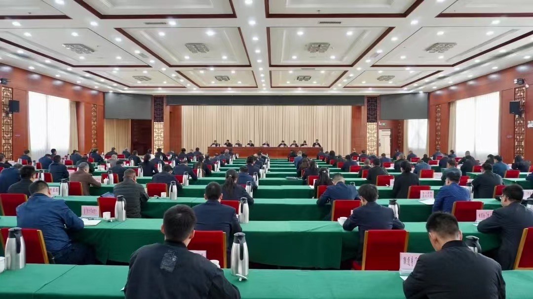 县委政法工作会议强调 锚定目标抓落实 建...